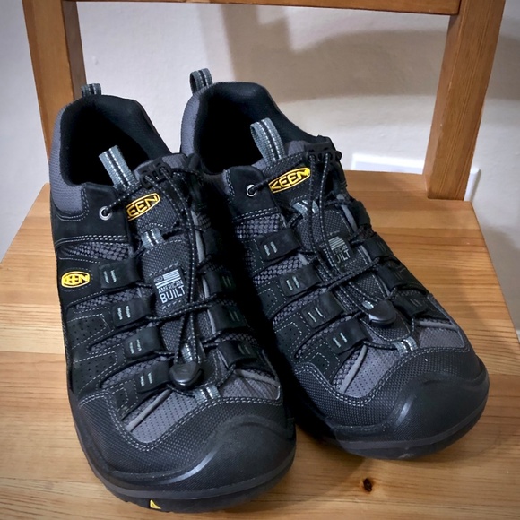 keen rialto traveler